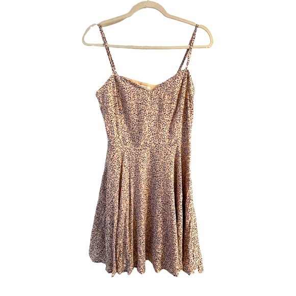 Talula Dresses & Skirts - ❌SOLD❌ ARITZIA TALULA Floral Lipinski Mini Dress